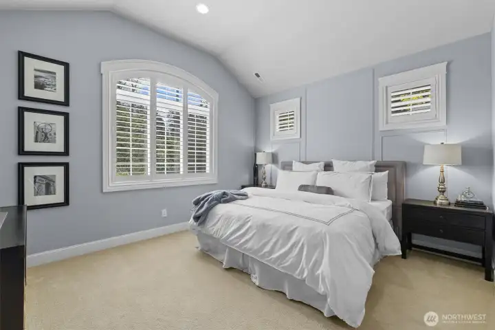 1 of 5 large bedrooms with private ensuite 1 of 5 large bedrooms with private ensuite