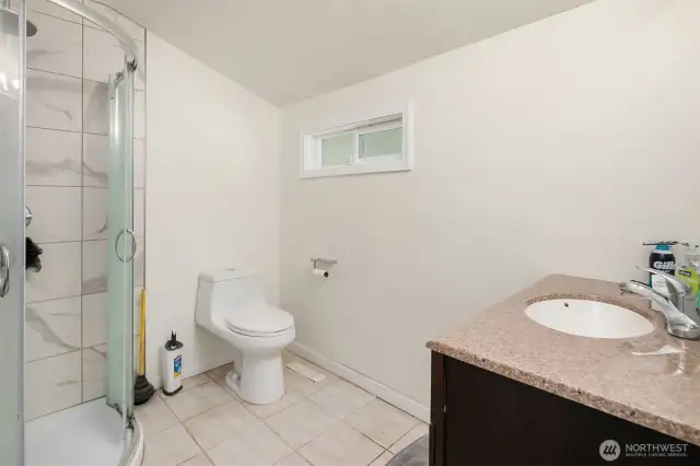 Unit 2 bathroom