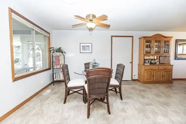 Eat In area off Kitchen