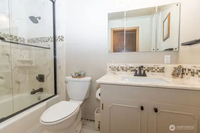 Guest Bathroom