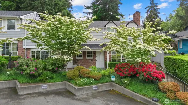 One of Bellevue's best kept secrets, Colonial Lane sits back off of Bellevue Way, a small community of only 15 townhomes...