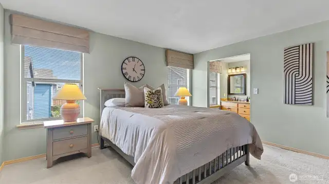 Ample space for a King Bed and all your Furniture