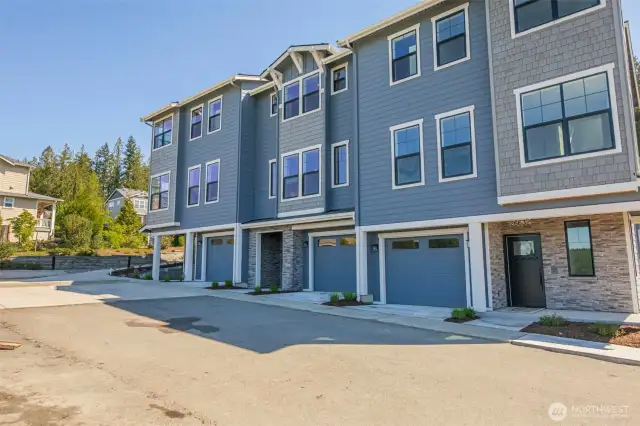 Welcome to Sunset Court. 11 luxury townhouses sold as Single family. Own the building and Land. Low HOA dues! Pictures depict a previously built home similar to the home going to be built on this lot. Floor plans, Elevations, colors, upgrades & materials may be different.