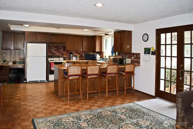 Kitchen with eating Counter