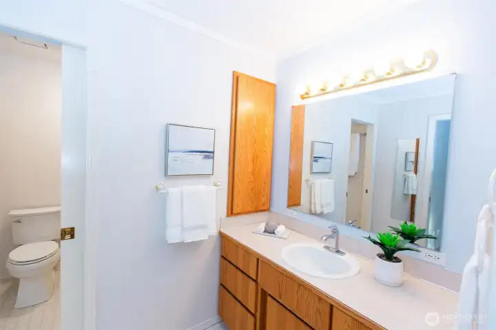 Primary bath