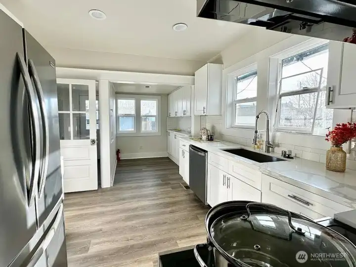 Kitchen with Nook