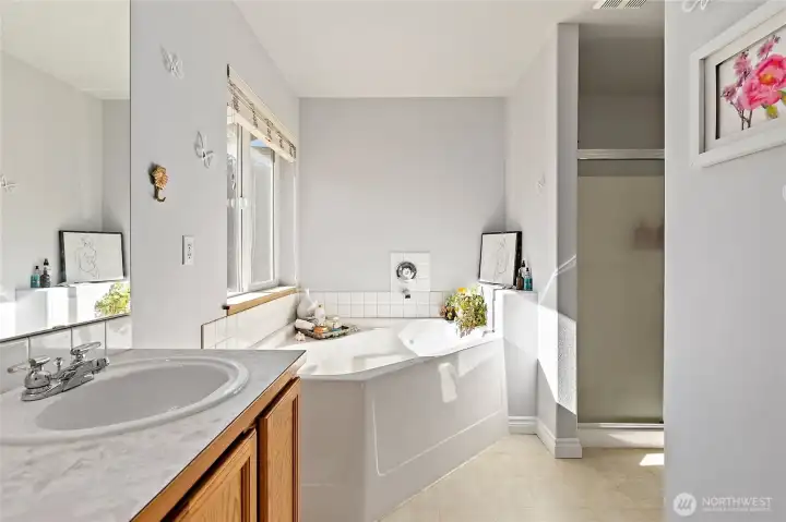 Primary bath