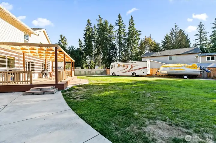 Patio space off the deck