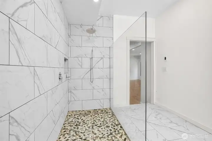 Guest bathroom on lower