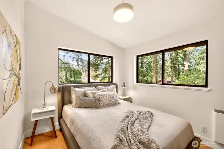 3rd Bedroom - Queen-size bed space and big windows. 3rd Bedroom - Queen-size bed space and big windows.