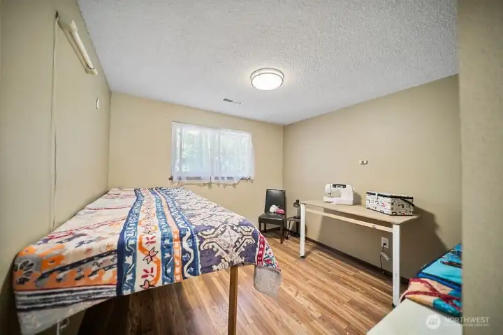 2nd bedroom upstairs 2nd bedroom upstairs