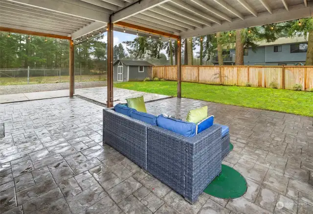 Look at this covered patio!  Great for entertaining year round.