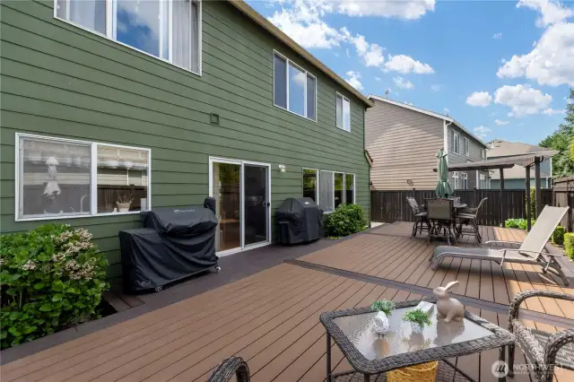 Look at this low maintenance extensive deck!