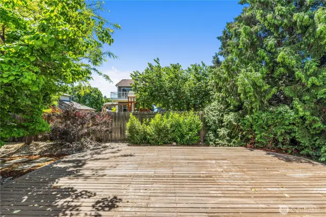 Private yard with large deck for relaxing and enjoying your hot tub