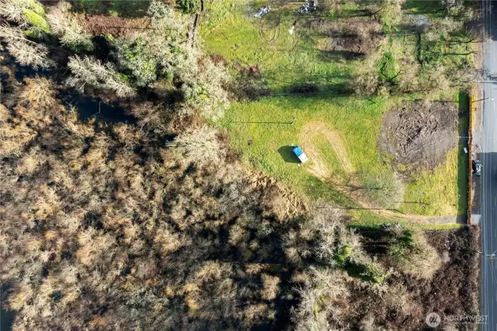 Beautiful 1 acre development site for your next townhome or apartment project in City of Lakewood