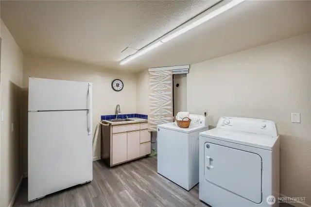 Hugh Utility rm & kitchen in the basement