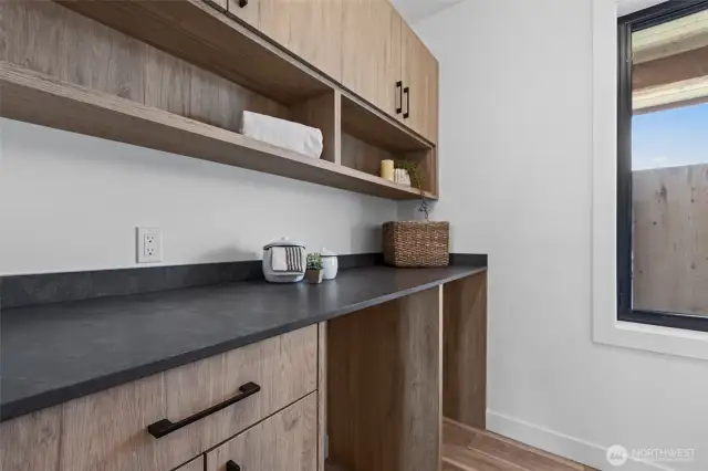 Photos represent builder's finish product and may not be exact.