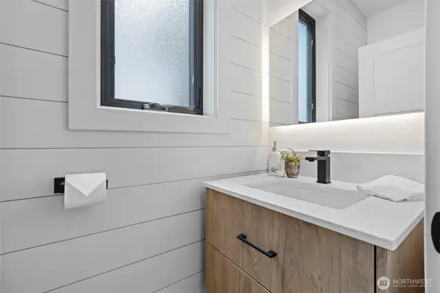 Photos represent builder's finish product and may not be exact.