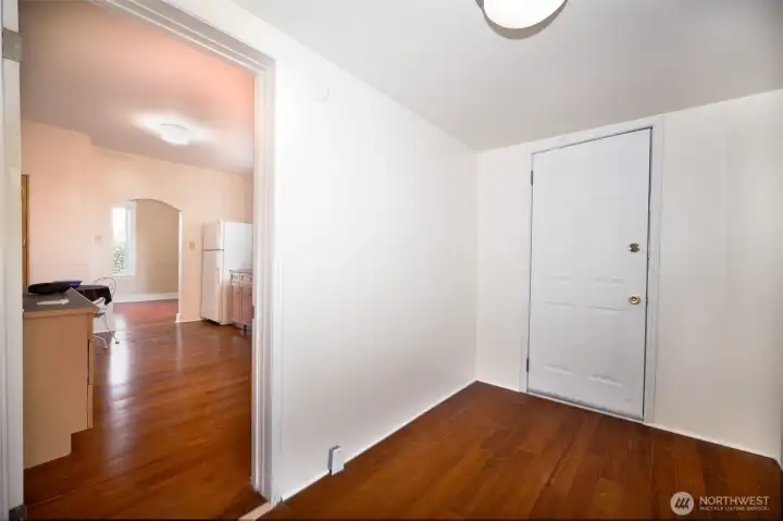 Bonus off kitchen