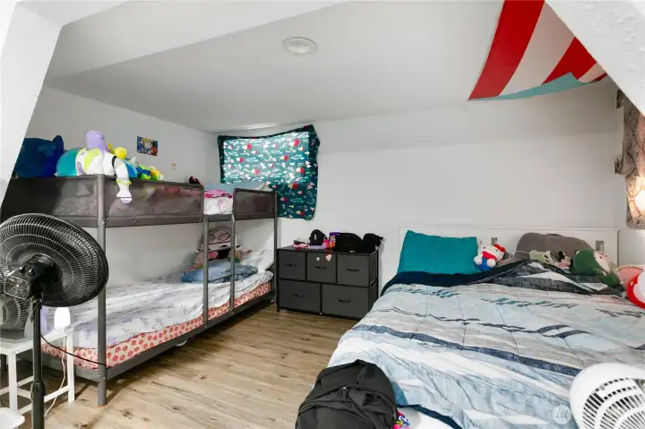 Downstairs Bed 2