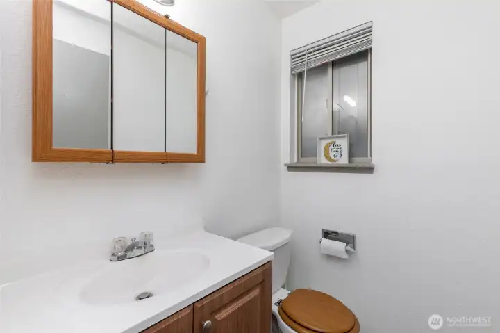 Unit A- Downstairs Bathroom