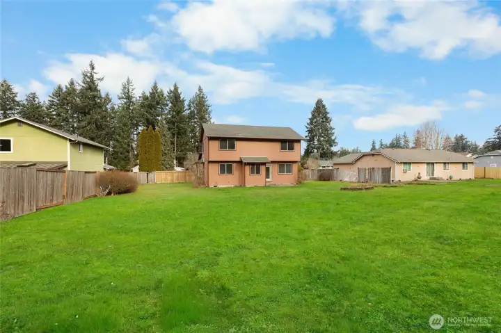 Grass color has been enhanced for picture