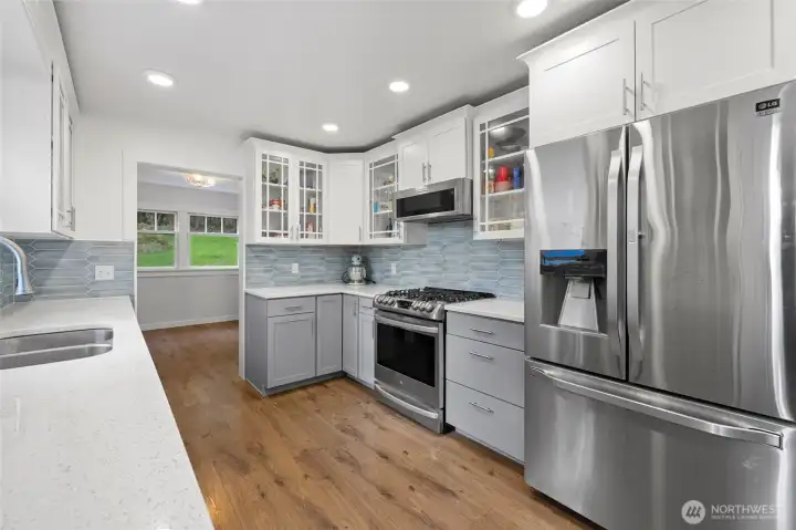 Dining area is off on the distance.