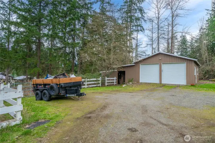 Barn and livestock stalls add incredible versatility