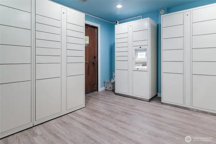 Package room bldg. B