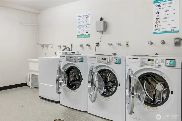 New LG w/d laundry room 1st floor.