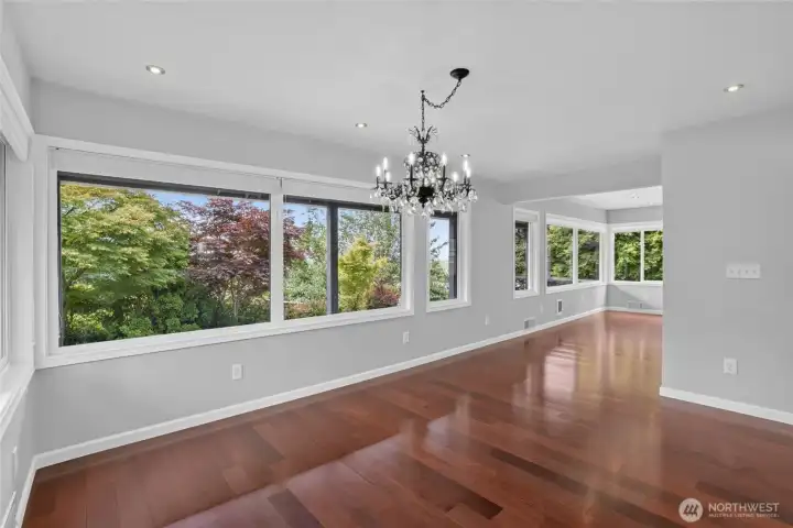 Dining room with original chandelier Dining room with original chandelier