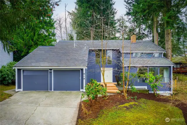 Welcome to 519 SW 328th Ct. in the established West Campus neighborhood in Federal Way.