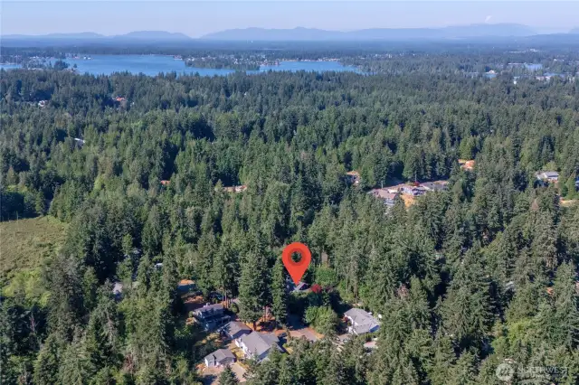 You are just a few blocks from beautiful Lake Tapps and moments from your private swimming pool and park!