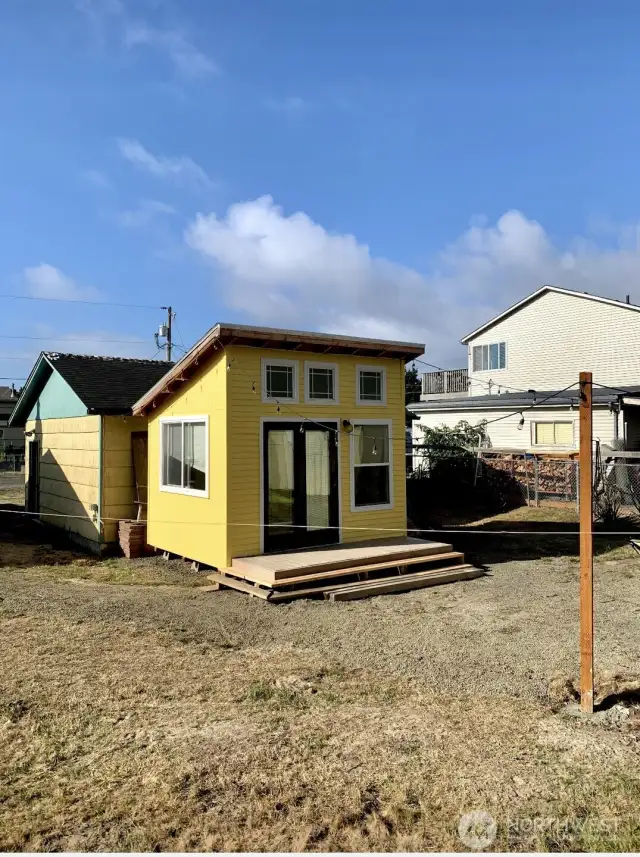 Extra room in back of garage