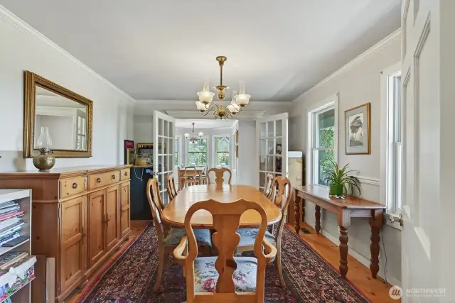 Formal dining