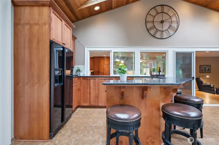 Wet bar in the great room