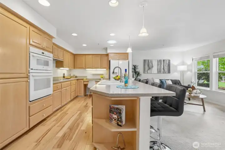 Eating peninsula island