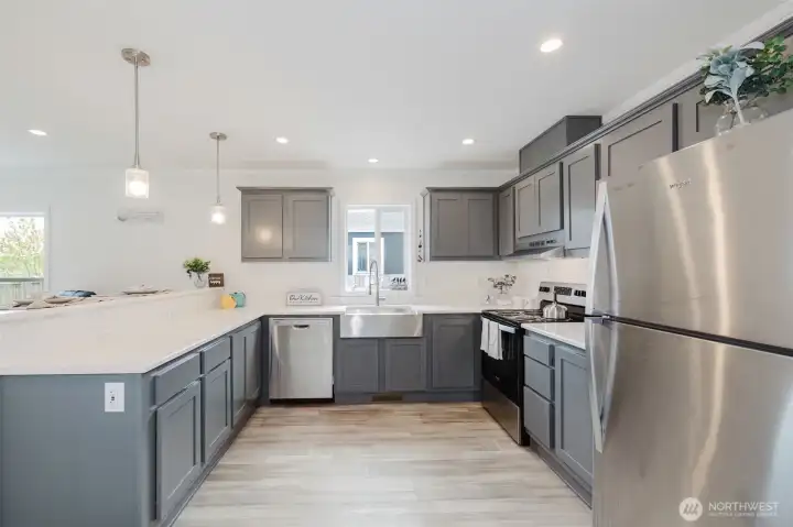 Look how much counter space!