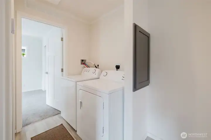 Laundry area, washer and dryer stay!