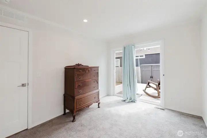 Slider out to your dedicated deck!