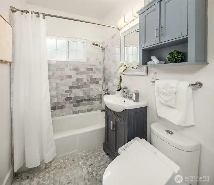 Cute Updated Bathroom