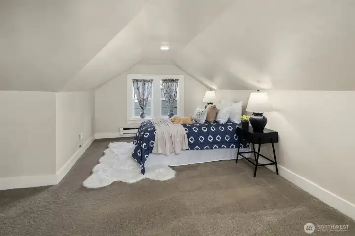 Upstairs bedroom 3