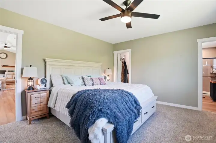 Primary BR w/ Walk-in Closet & Bathroom Suite