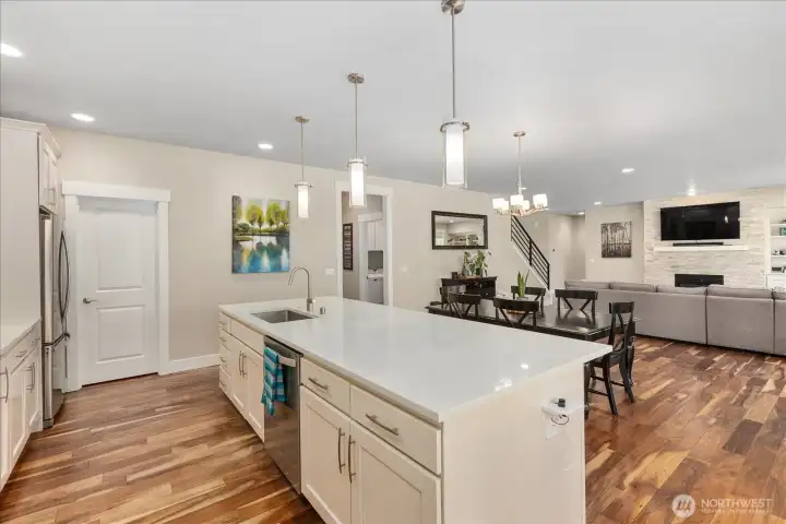 Oversized island with seating, ideal for casual dining and everyday use.