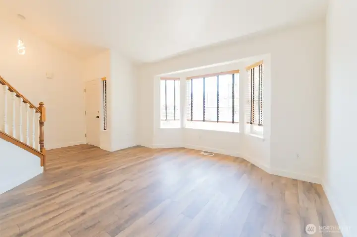 Entrance and Living Room with Bay Window Entrance and Living Room with Bay Window