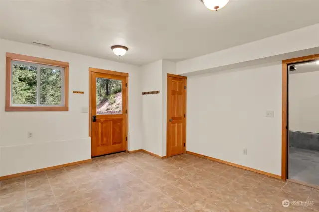 Entry mudroom- Main level