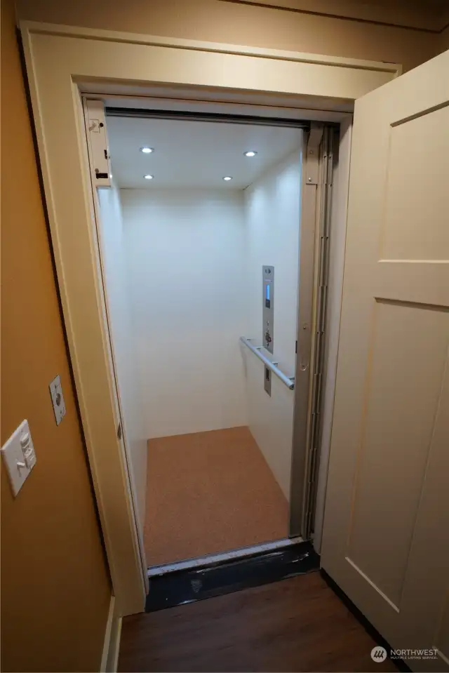 Elevator that goes between the main level & the lower level.