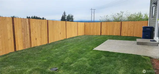 Backyard fence added facing Cascades