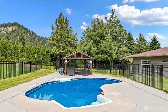 In Ground Pool