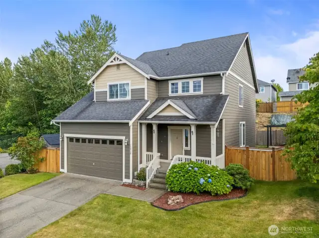 This charming two-story home features a nice open concept floor plan with 3 bedrooms, 2.5 bathrooms.